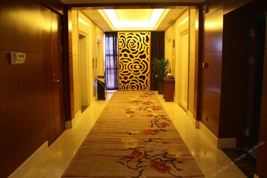 Grand Skylight International Hotel Ganzhou Chang Zhen Avenue Exterior photo